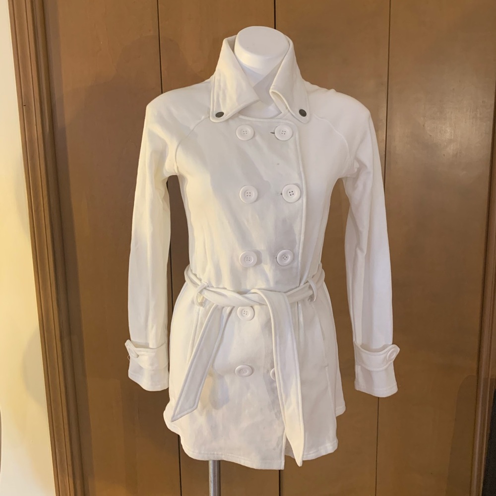 Cream jacket - Picture 2 of 8